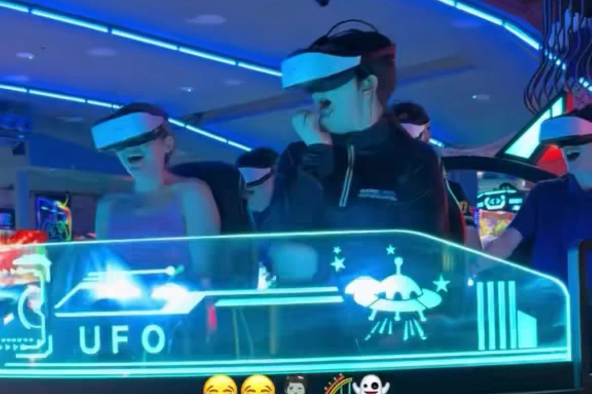 United Kingdom VR racing party club video still three